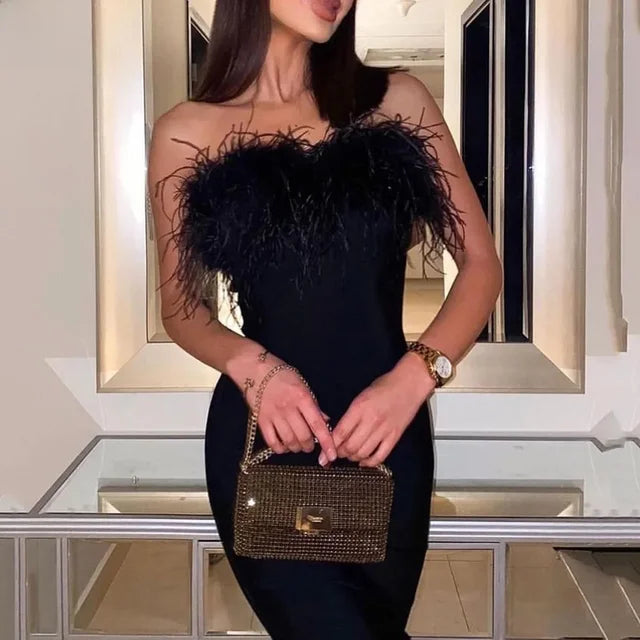 Lune London | Elegant Strapless Feather Dress