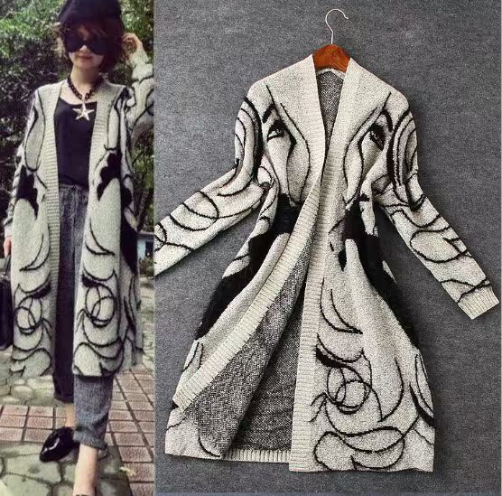 Ladies Long Cardigan with artistic pattern Lune London