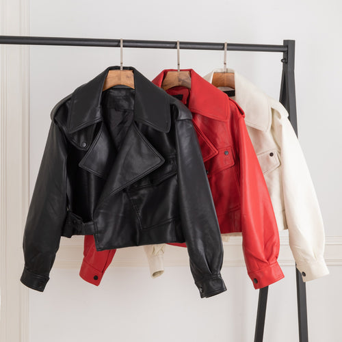 Biker jacket for women with oversized lapels and practical pockets Lune London