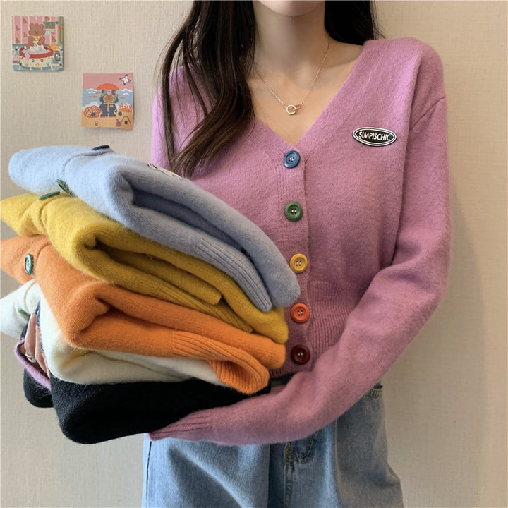 Cardigan femme avec des boutons colorés et décolleté en V Chic & Stil