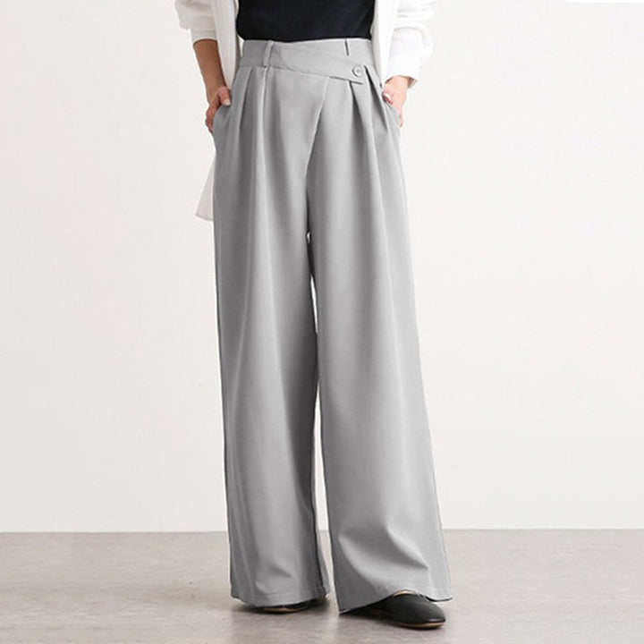 Ladies Elegant Wide Leg Trousers with High Waist and Pleats Lune London