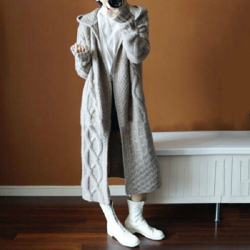 Ladies Thick knit cardigan with hood and great comfort Lune London