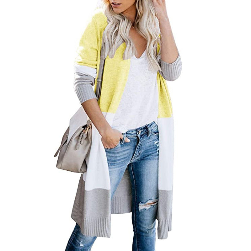 Women long knitted cardigan with a modern color and a comfortable cut Lune London