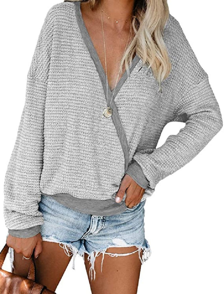 Casual women's sweater with deep V-neckline and relaxed fit Lune London