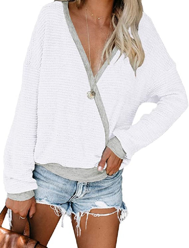 Casual women's sweater with deep V-neckline and relaxed fit Lune London