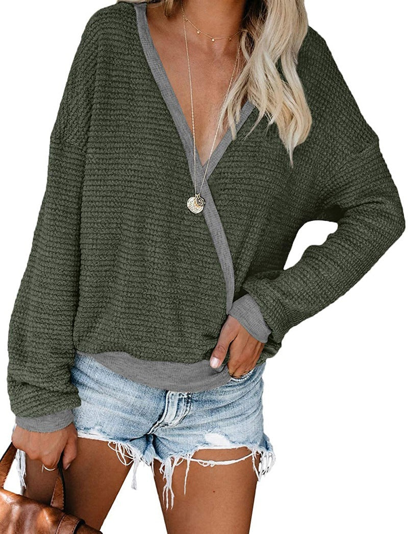 Casual women's sweater with deep V-neckline and relaxed fit Lune London