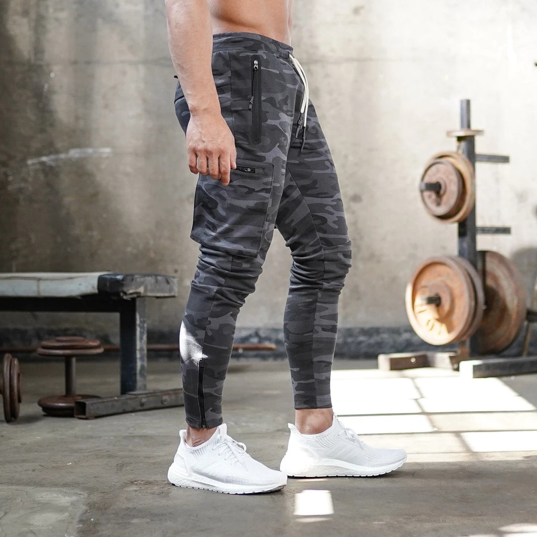 Men's sporty jogger pants with practical pockets Lune London