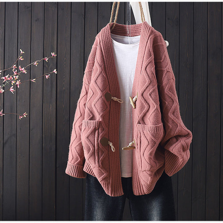 Cardigan en tricot épais pour femme avec une structure de tricot en câble unique et des détails de boutons à la mode Chic & Stil