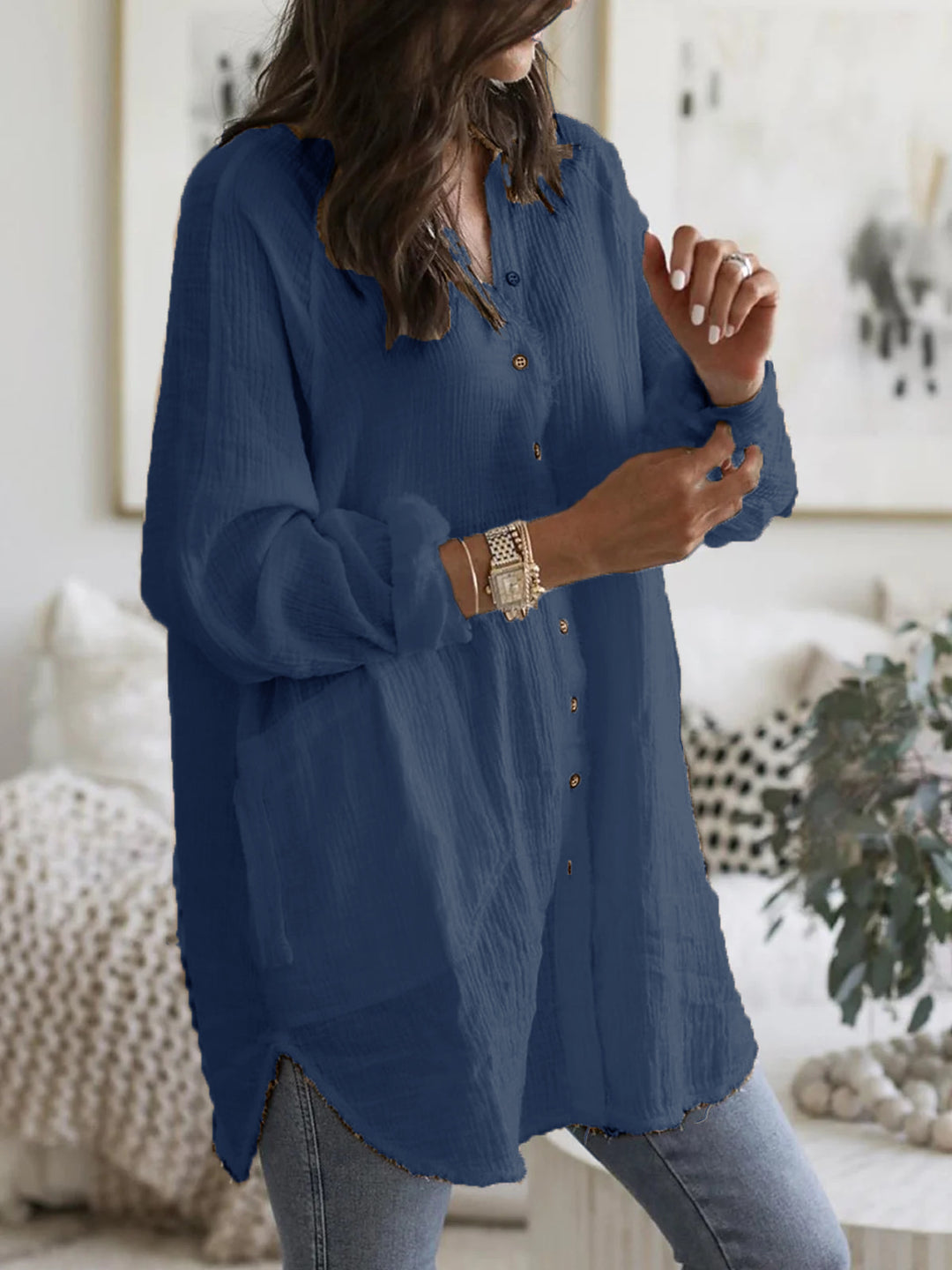 Blouse à manches longues décontractée pour femmes avec patte de boutonnage et poches poitrine Chic & Stil
