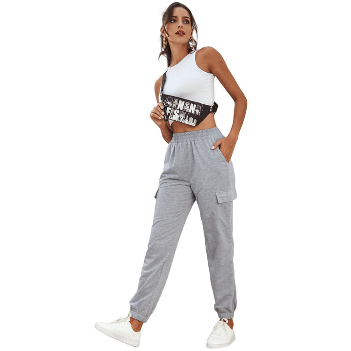 Pantalons cargo pour femmes au style décontracté avec une taille élastique et des poches latérales pratiques Chic & Stil