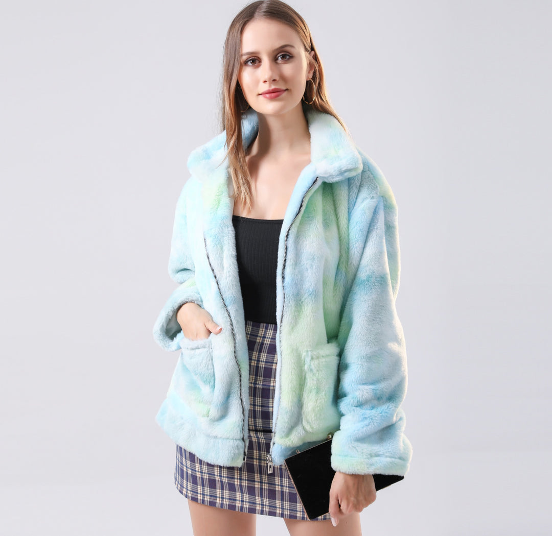Short plush jacket for women with faux fur Lune London
