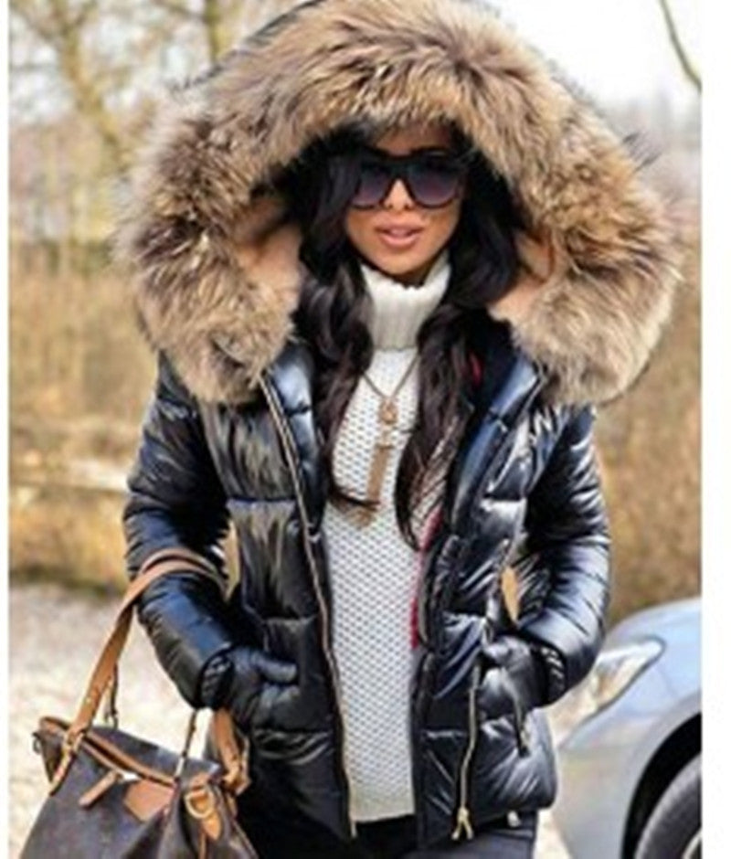 Lady quilted jacket with luxurious fur collar and practical pockets Lune London