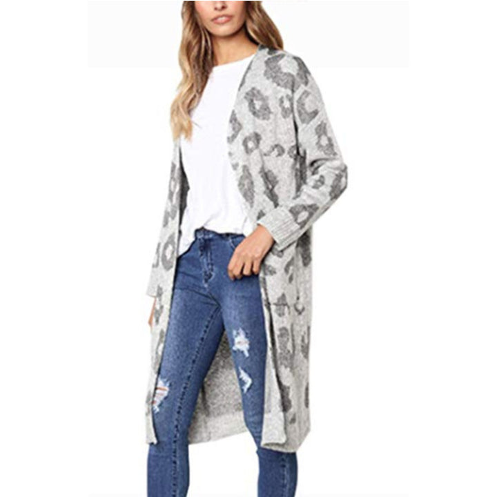 Ladies Grobtricot Cardigan with leopard pattern and big pockets Lune London