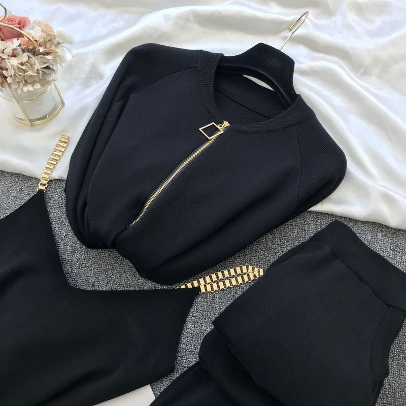 Sporty women's leisure set with zipper Lune London