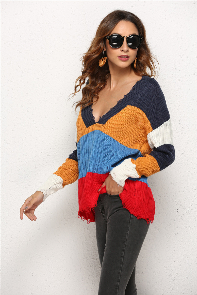 Pull en tricot décontracté pour femmes avec un profond col en V et un motif rayé tendance Chic & Stil