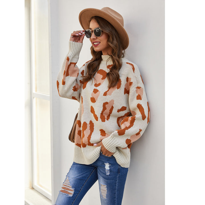 Pull tendance pour femmes avec un design animalier à la mode et un col montant Chic & Stil