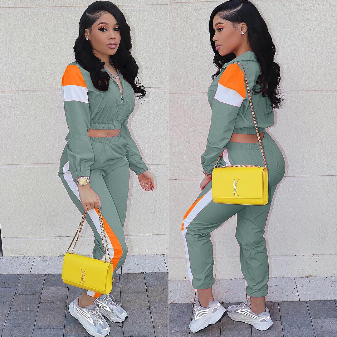 Women Elegant sports set with a trendy crop-top and slim joggers Lune London