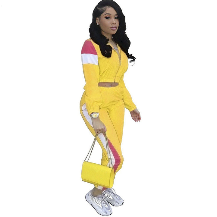 Women Elegant sports set with a trendy crop-top and slim joggers Lune London