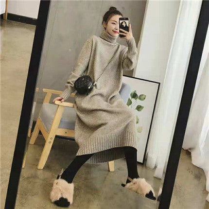 Robe en tricot pour femmes avec col montant et détails côtelés Chic & Stil