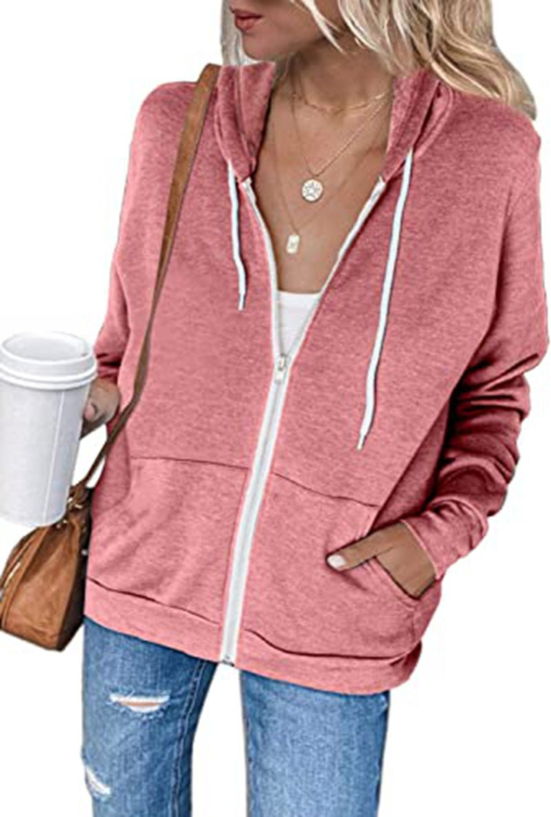 Sporty hoodie for ladies with a generous cut and practical pockets Lune London