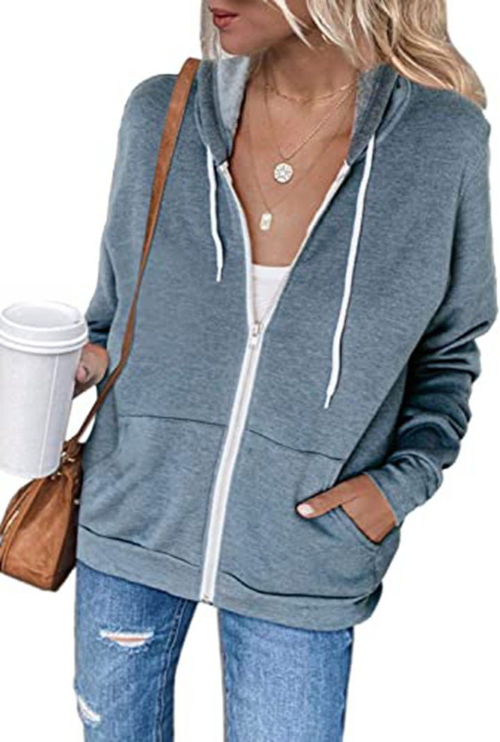 Sporty hoodie for ladies with a generous cut and practical pockets Lune London