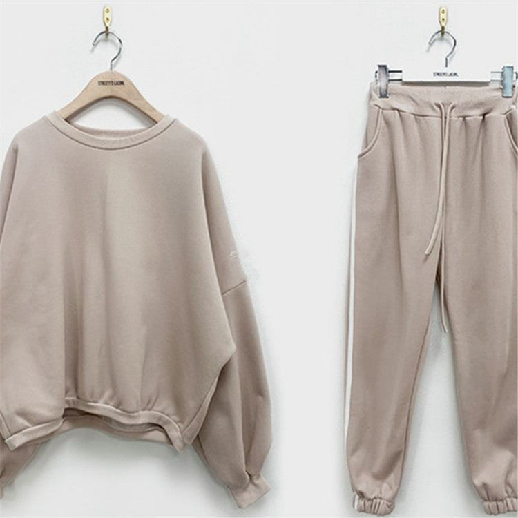 Ensemble de loisirs confortable pour femmes avec un pull surdimensionné et un pantalon de jogging Chic & Stil