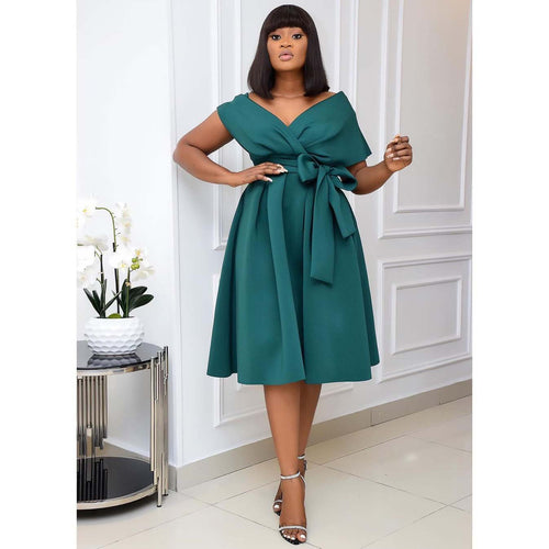 Wrap dress for ladies with an elegant belt and a refined line Lune London