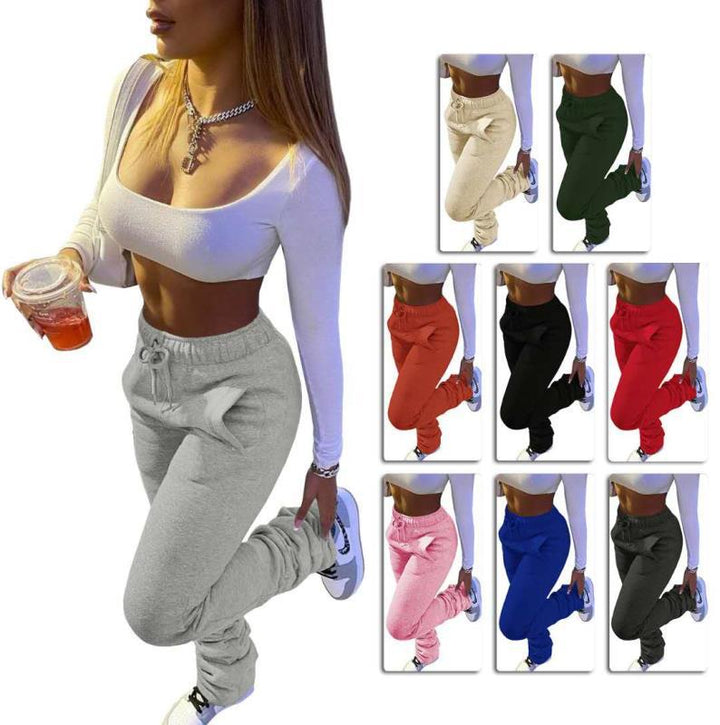 Casual women's sports pants with elastic waistband and practical side pockets Lune London