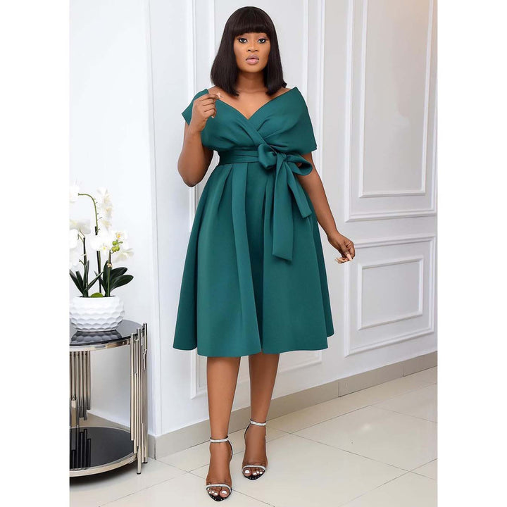 Wrap dress for ladies with an elegant belt and a refined line Lune London