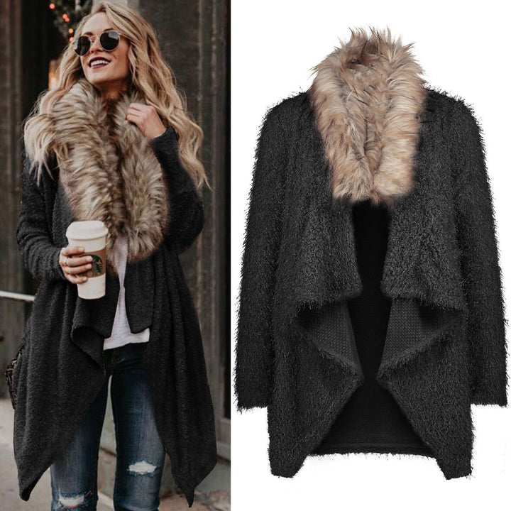 Ladies elegant winter coat with faux fur collar Lune London
