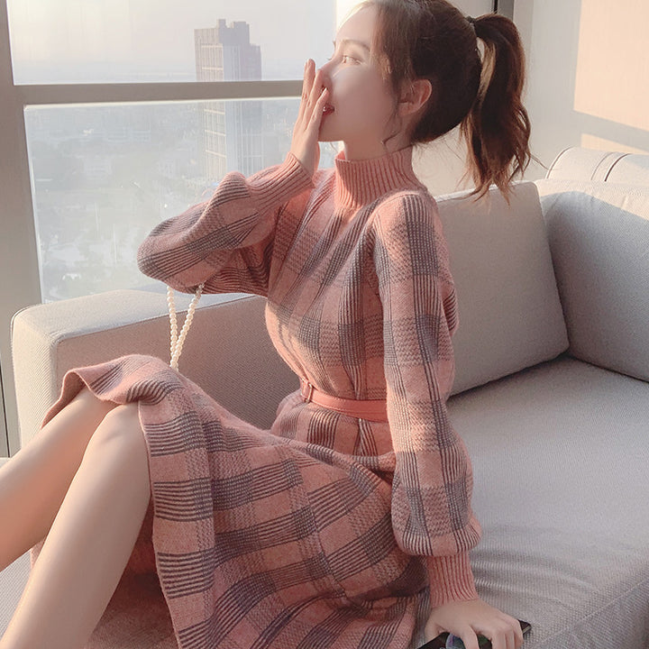 Robe en tricot élégante pour femmes avec col montant et design ajusté Chic & Stil