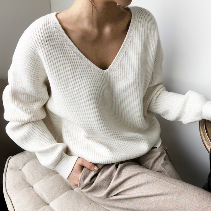 Lune London | Comfortable V-Neck Sweater
