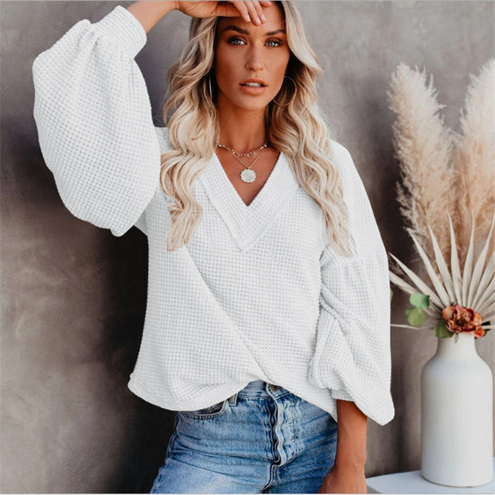 Women's blouse with textured structure and wide sleeves Lune London