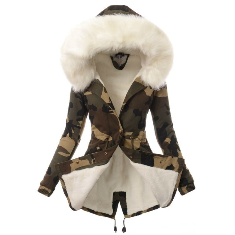 Lune London fashionable women's transitional coat with removable faux fur collar