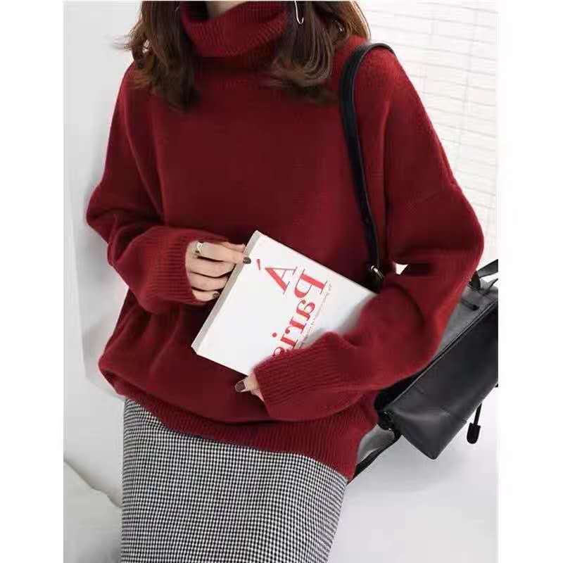 Oversized turtleneck sweater for women in soft material Lune London