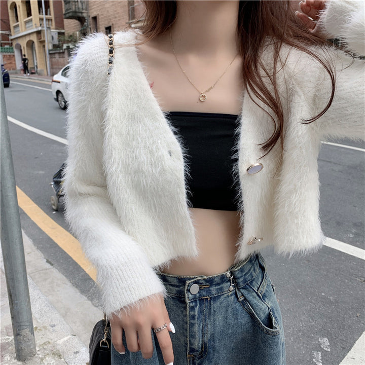Cardigan en tricot moelleux pour femmes avec design bouton Chic & Stil