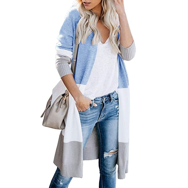 Women long knitted cardigan with a modern color and a comfortable cut Lune London