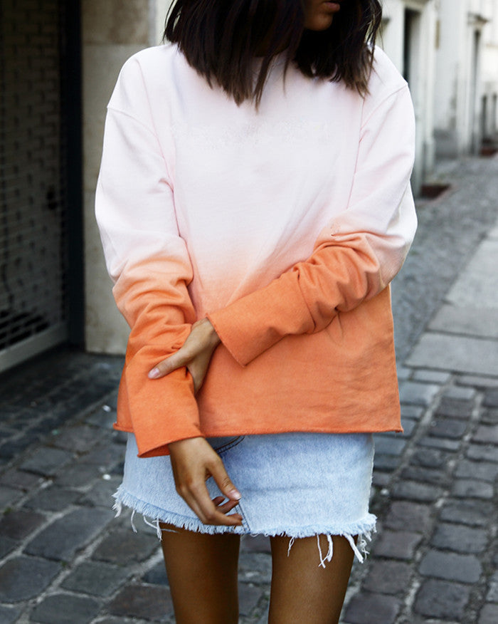 Sweatshirt pour femmes à coupe décontractée avec dégradé et style décontracté Chic & Stil