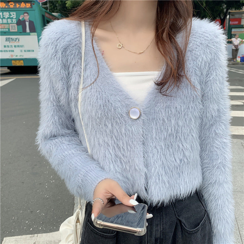 Cardigan en tricot moelleux pour femmes avec design bouton Chic & Stil