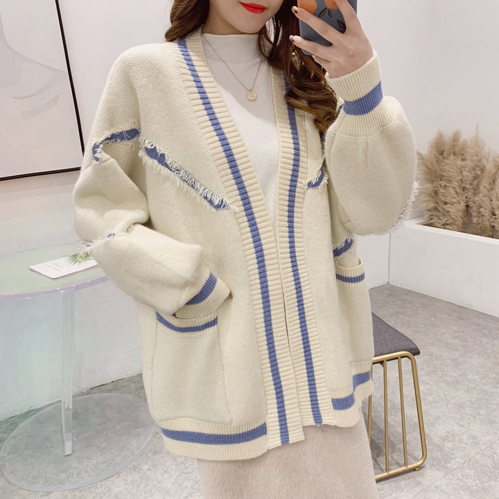 Ladies' knit cardigan with trendy fringes and practical pockets Lune London