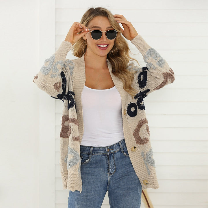 Ladies cardigan with floral patterns and large buttons Lune London