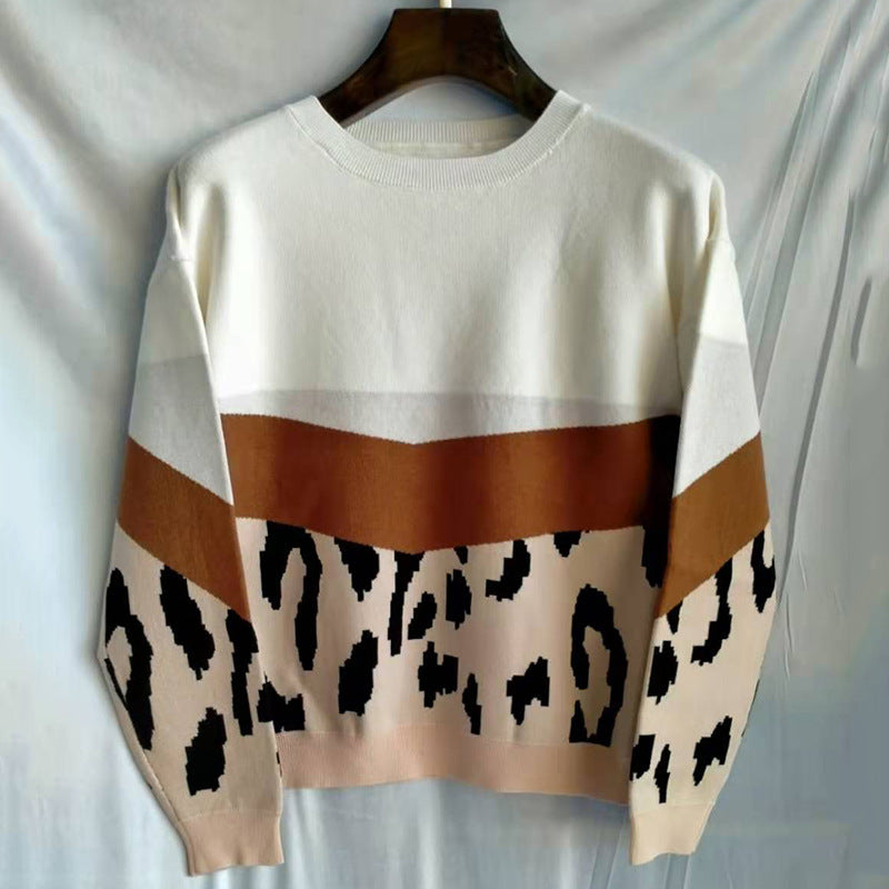 Elegant women's sweater with modern color block design Lune London