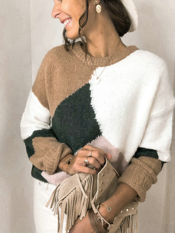 Casual sweater for women with geometric design and versatile style Lune London