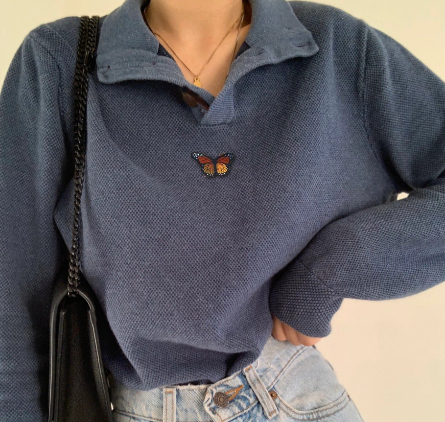 Sweat pour femmes en design gaufré décontracté avec papillon brodé Chic & Stil
