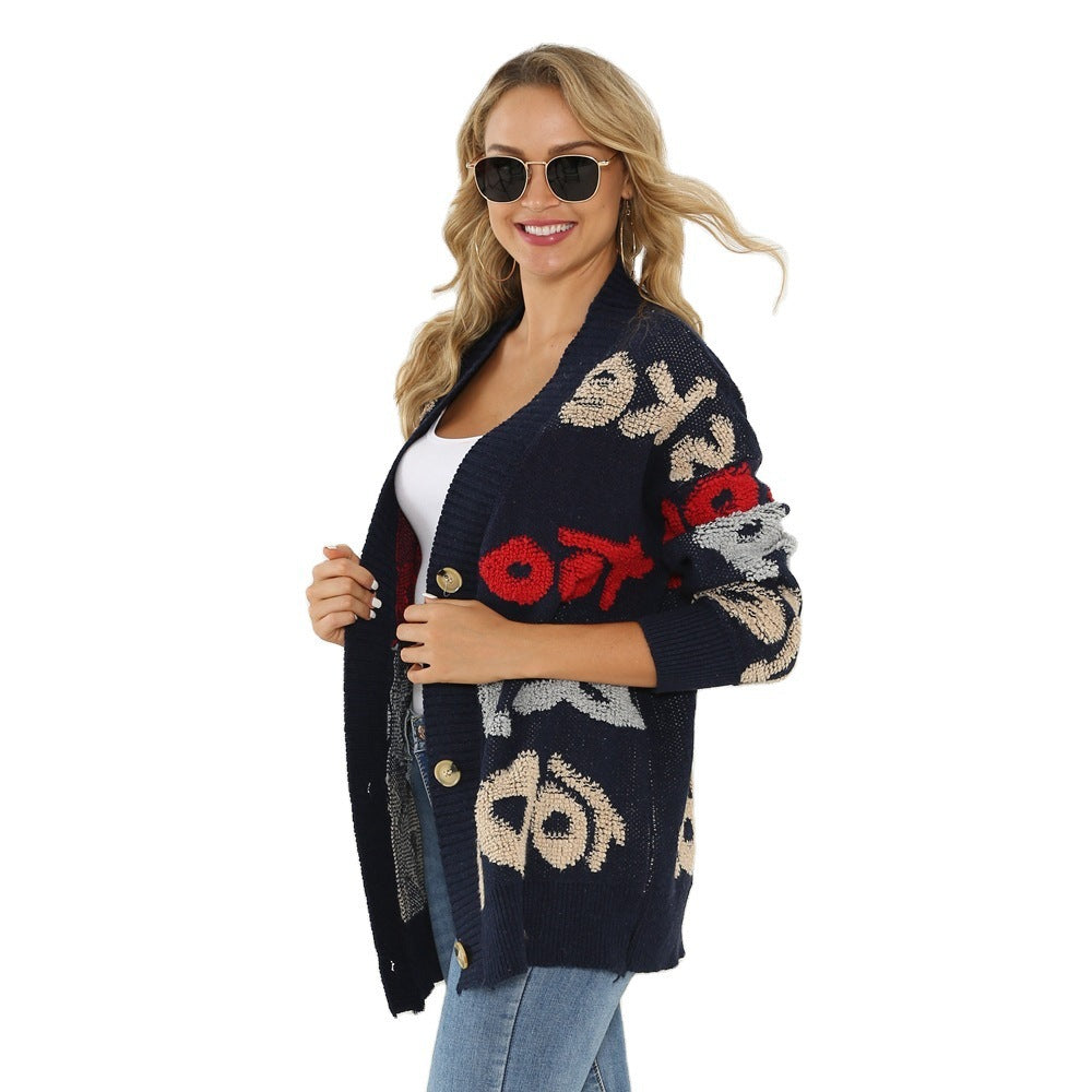 Ladies cardigan with floral patterns and large buttons Lune London