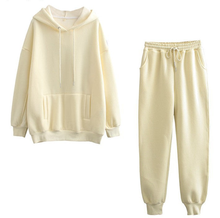 Comfortable hoodie set for women with elastic cuff Lune London