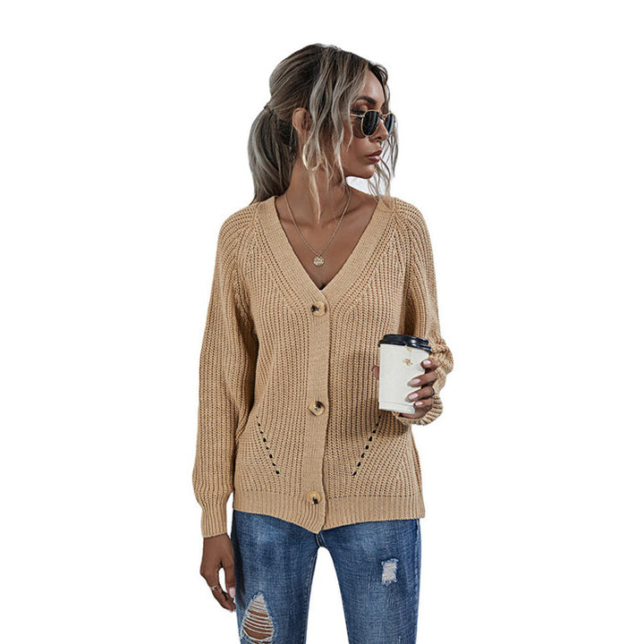 Ladies casual cardigan with deep V-neck and big buttons Lune London