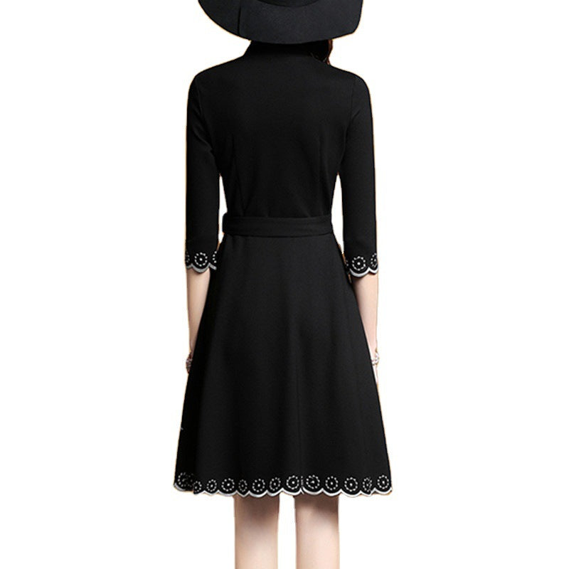 Elegant A-line dress embroidered Lune London ladies