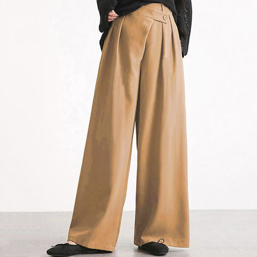 Ladies Elegant Wide Leg Trousers with High Waist and Pleats Lune London