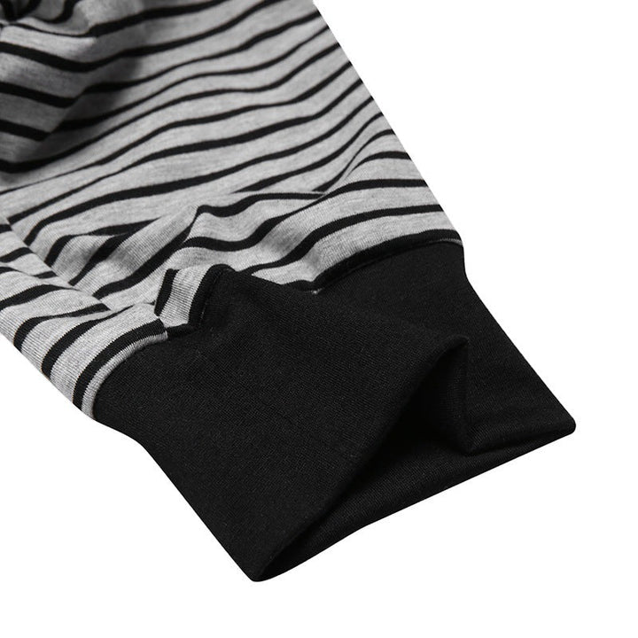 Men's Long Sleeve Pajama Set with Comfortable Button Design Lune London